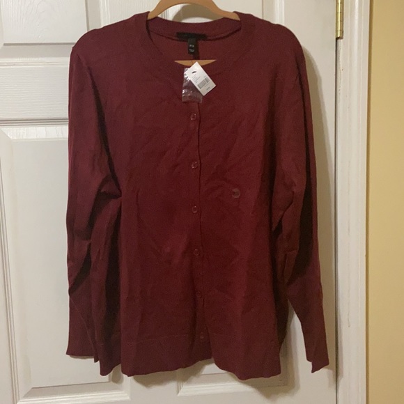 Button Down Cardigan - Picture 7 of 8